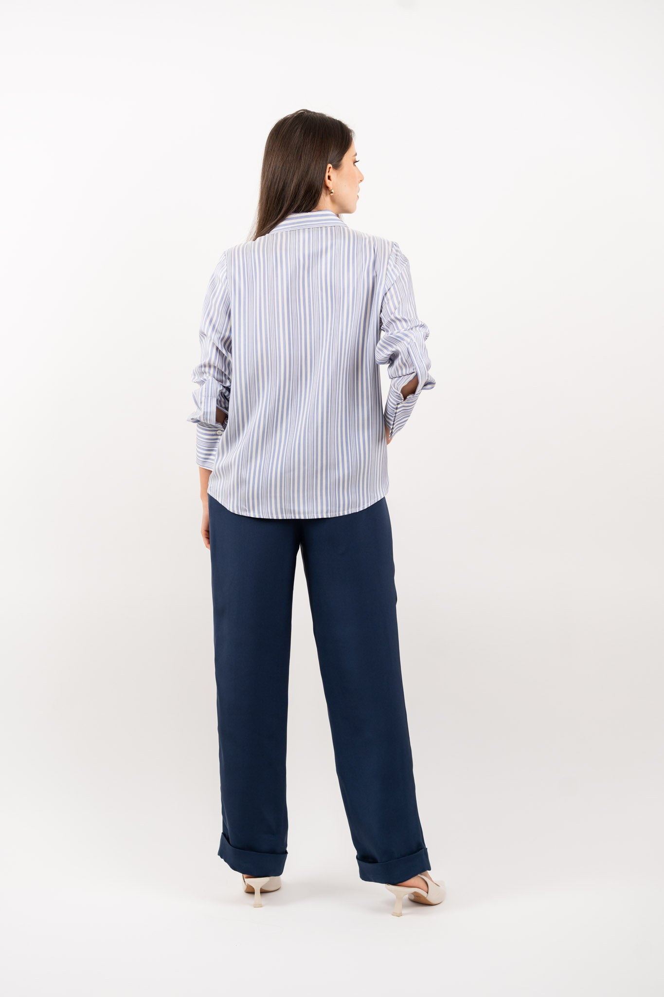 Striped silk shirt – refined back with a tailored fit, crafted in luxurious silk with classic navy and white stripes. Back view.